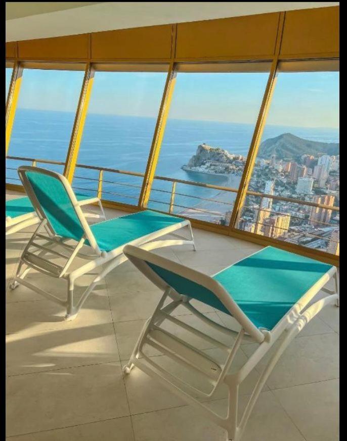 Intempo Celia-Apartment At Famous Intempo Building 貝尼多姆 外观 照片