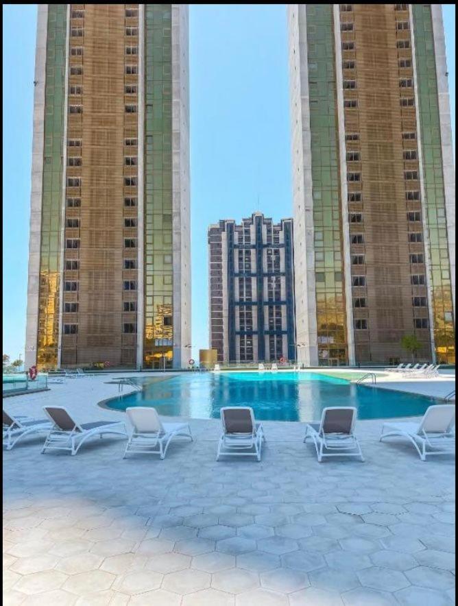 Intempo Celia-Apartment At Famous Intempo Building 貝尼多姆 外观 照片