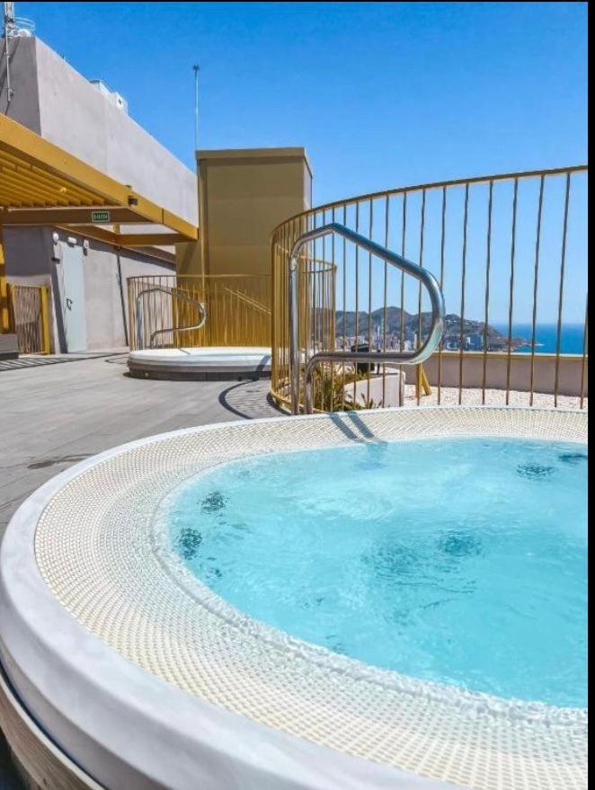 Intempo Celia-Apartment At Famous Intempo Building 貝尼多姆 外观 照片